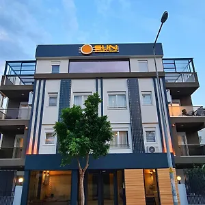 Sun Apartahotel
