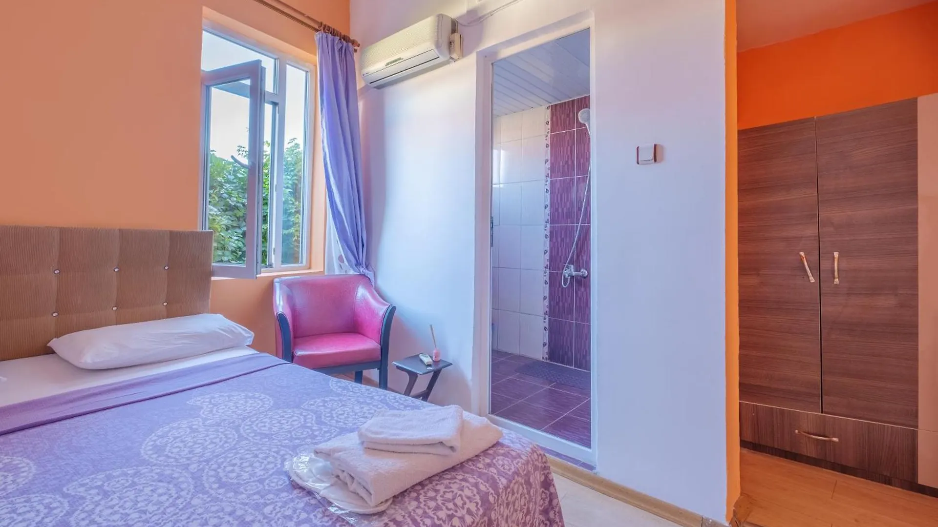 Efsali Hotel Kaleici Antalya 2*,